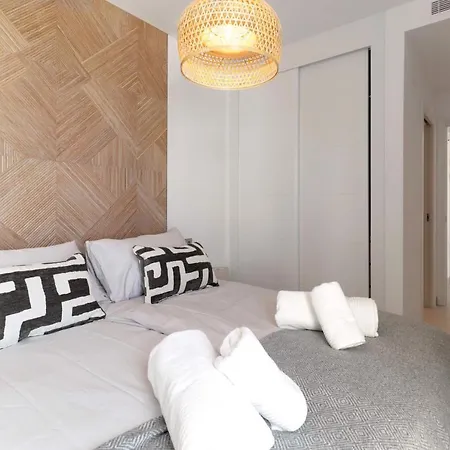 Bayview Hills, Luxury 2 Bedroom * Malaga